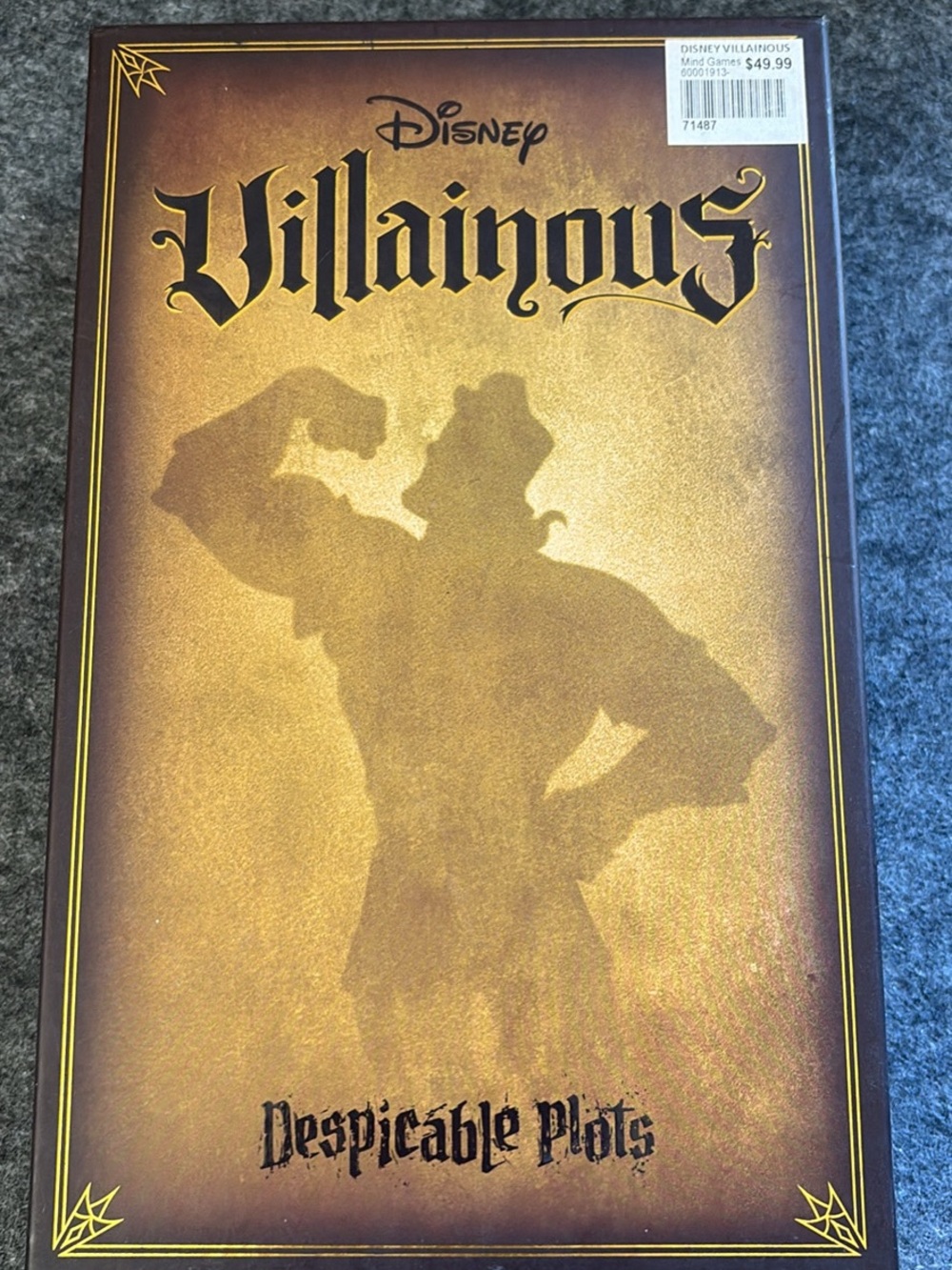 Disney Villainous Despicable Plots – Gold and Brown Collector Box